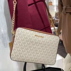 Sac michael kors Jet Set Cross Body en cuir Saffiano Vanilla